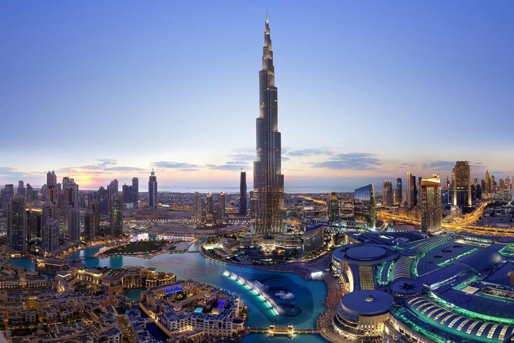 Ferienwohnung Magnificent Luxury 3Br With Amazing Burj & Fountain View Dubai Exterior foto