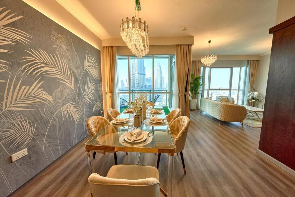 Ferienwohnung Magnificent Luxury 3Br With Amazing Burj & Fountain View Dubai Exterior foto
