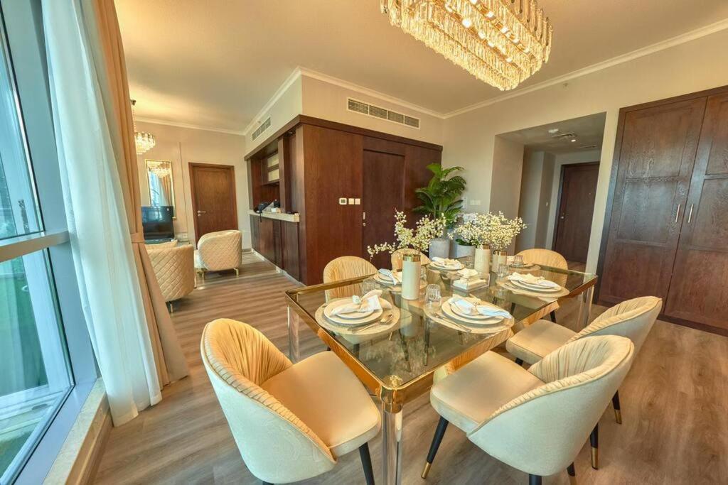 Ferienwohnung Magnificent Luxury 3Br With Amazing Burj & Fountain View Dubai Exterior foto